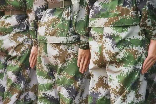 军训搞笑吃瓜视频大全,吃瓜群众笑翻天，盘点那些爆笑视频大全